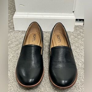 Earth Women's Edna Round Toe Casual Slip-on Flat Loafers Black Genuine Leather 7